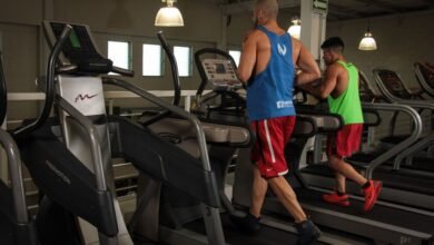 Gimnasio con gente entrenando en Córdoba