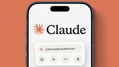 Pantalla de Claude mostrando animación de carga durante la caída del servicio