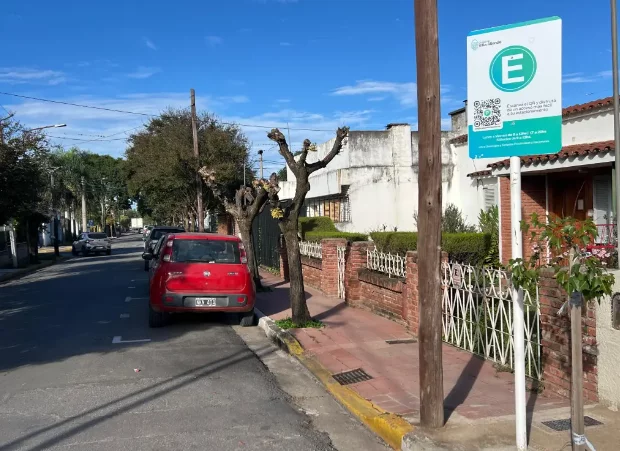 Imagen de un parquímetro en el centro comercial de Villa Allende