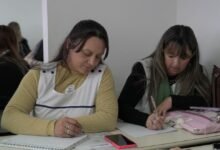 Docentes participando en un curso de formación para la enseñanza del inglés