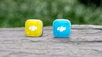 Imagen del DJI Mic Mini 2S, mostrando su diseño compacto y funcional