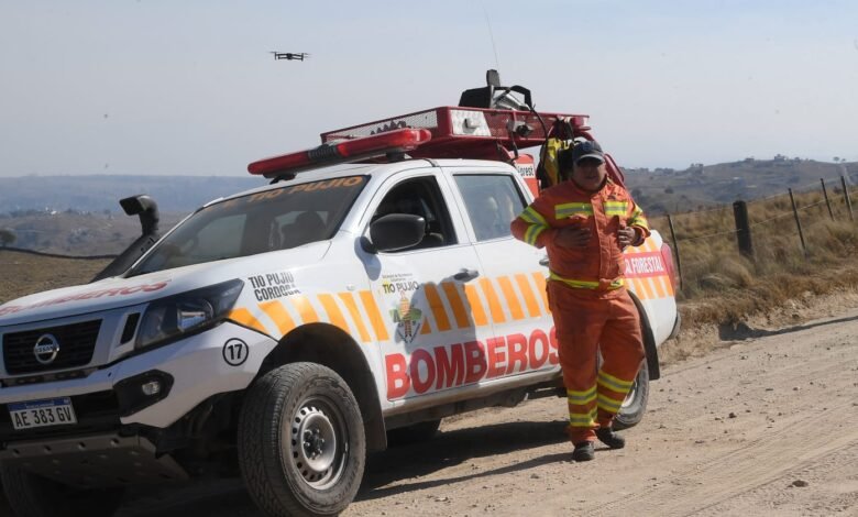 Imagen de un incendio forestal en una zona serrana