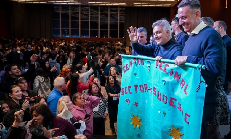 Vecinalistas reunidos en el Centro de Convenciones Juan Bautista Bustos