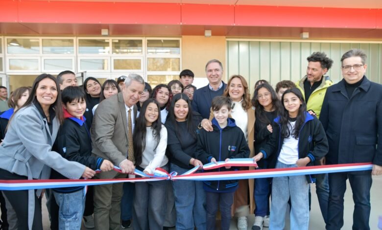 Inauguración del nuevo edificio de la Escuela de Formación Profesional en Santa Rosa de Calamuchita