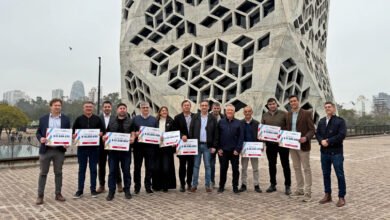 Entrega de aportes para obras de redes de gas en Córdoba