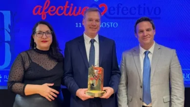 Equipo de APROSS + Cerca brindando atención médica en una comunidad