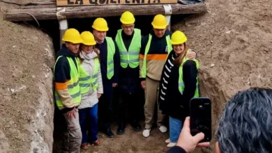 Estudiantes del IPET N.° 110 durante la inauguración de los nuevos talleres