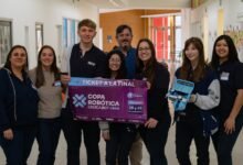 Estudiantes cordobeses celebran su clasificación a la final nacional de la Copa Robótica Educabot 2026
