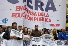 Docentes marchando en Córdoba