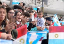 Gobernador Llaryora en Villa del Totoral