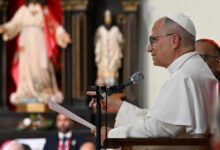 Imagen del Papa León XIV sonriendo