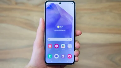 Teléfono Samsung con pantalla de ajustes de aplicaciones