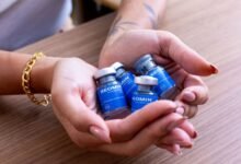 Vial de péptido para adelgazar vendido en tiendas online sin regulación