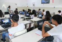 Portada del cuadernillo 'Aportes para la enseñanza de estudiantes con baja visión y ceguera' del Ministerio de Educación de Córdoba