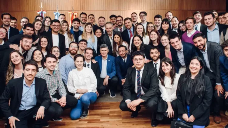Jóvenes cordobeses en el Seminario País Federal de la FURP