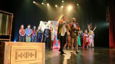 Escena del lanzamiento del FIT Córdoba 2026 en el Teatro Real