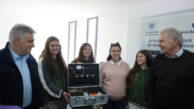 Kit del Suelo entregado a docentes de escuelas agrotécnicas en Córdoba