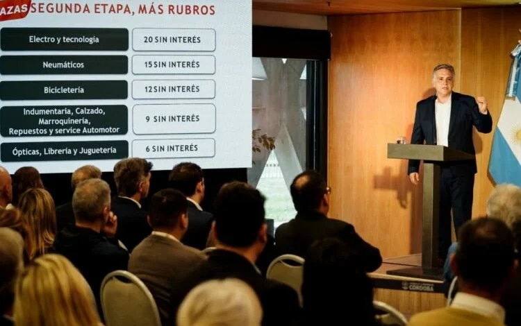 Logo de Cuotazas y comerciantes cordobeses con tarjetas de crédito
