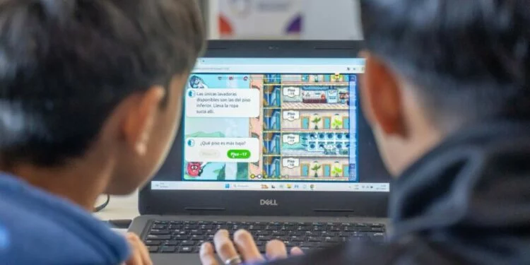Alumnos de una escuela cordobesa trabajando con la plataforma Matific en tablets