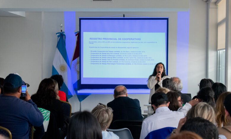 Encuentro Nacional de Inclusión Sociolaboral en Córdoba con autoridades y cooperativistas