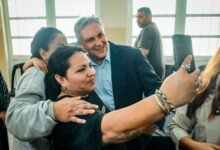 Gobernador Martín Llaryora corta cinta inaugural del nuevo jardín de infantes Bartolomé Mitre en Olivos, Córdoba