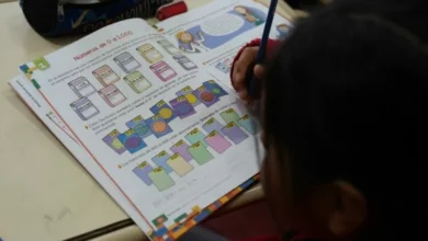 Estudiantes cordobeses de 15 años participando en la evaluación PISA 2025 en aulas de la provincia