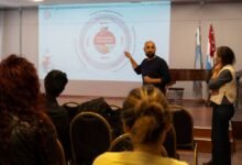 Participantes de la jornada sobre el nuevo Diseño Curricular de Educación Artística en la Universidad Provincial de Córdoba