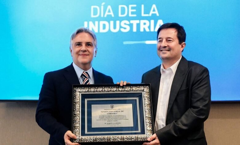 Gobernador Martín Llaryora anunciando la ampliación del régimen de Ingresos Brutos Cero para PyMEs en la Unión Industrial de Córdoba