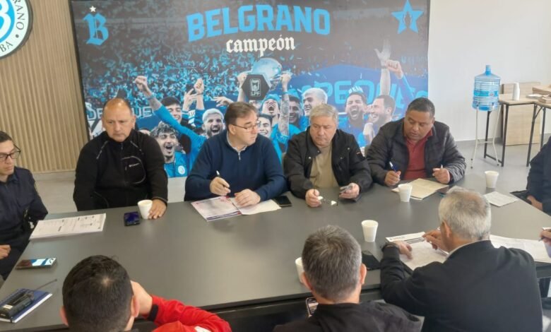 Operativo de seguridad en el estadio de Belgrano para el partido contra Huracán