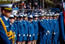 Jóvenes ingresando a la Escuela de Cadetes del Servicio Penitenciario de Córdoba