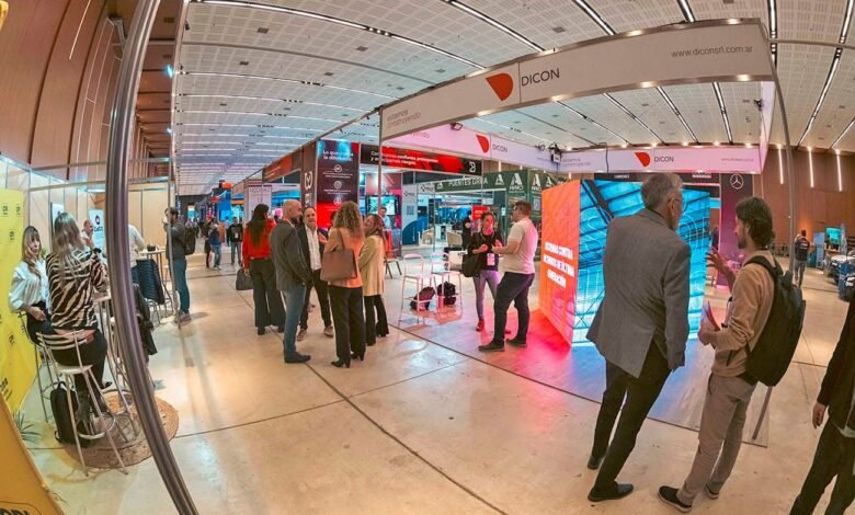 Fachada del recinto Infinito Arena, sede de la Expo Parques Industriales Córdoba 2026