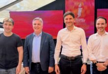Gubernador Llaryora con la delegación cordobesa en los Juegos Suramericanos 2026