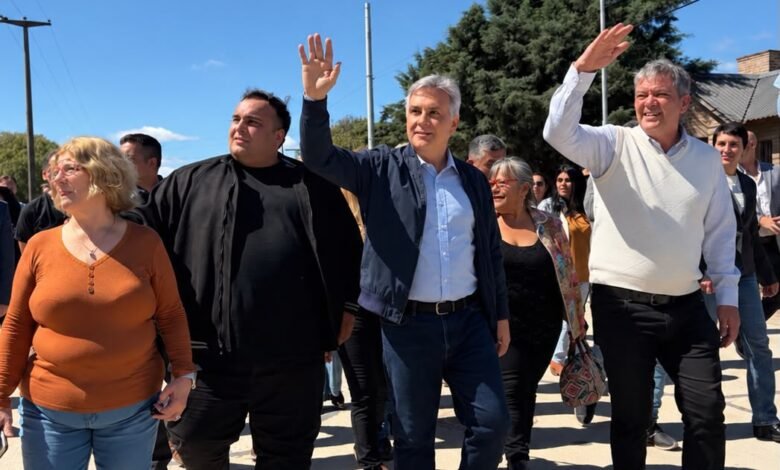 Obras de pavimentación en la calle Segurola, Río Cuarto, bajo el Plan 100 Cuadras