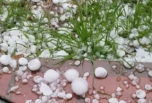 Granizo golpea viviendas y arbolado en Unquillo y Mendiolaza, Sierras Chicas