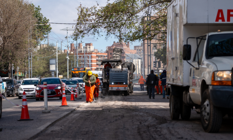 Obra de rehabilitación en la avenida Vélez Sarsfield, Córdoba
