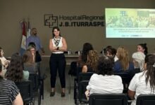 María Pía Guidetti hablando sobre prevención del suicidio en Córdoba