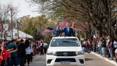 Desfile del 159° aniversario de Villa María encabezado por el gobernador Martín Llaryora