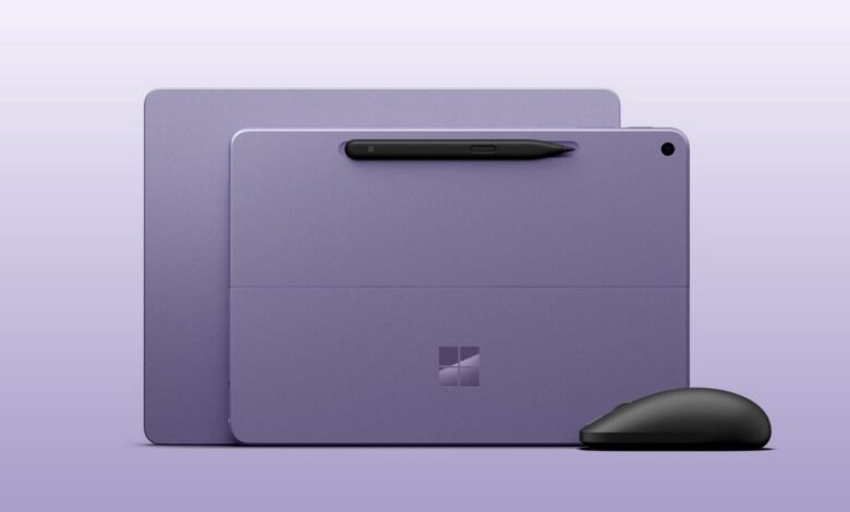 Microsoft Surface Pro 12 y Surface Laptop 13 en exhibición
