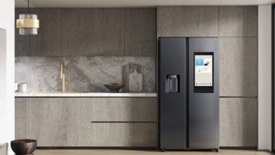 Frigorífico inteligente Samsung Family Hub con pantalla táctil