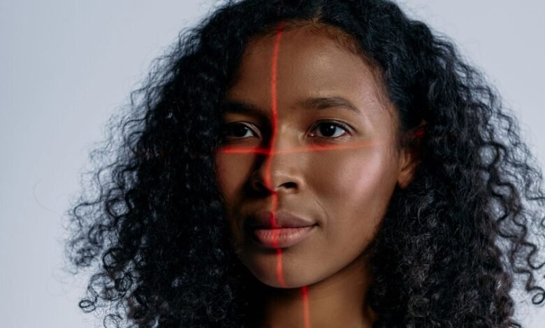 Análisis facial mediante IA para estimar la edad biológica y riesgo de mortalidad en pacientes con cáncer