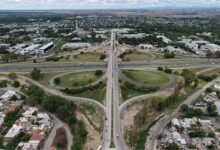 Obra de asfaltado del viaducto en Av. Vélez Sarsfield, Córdoba