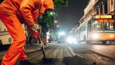 Obra de asfaltado en bulevar Chacabuco, Córdoba