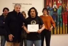 Obra 'PANDEMONIUM' de Martha Chiarlo, ganadora del Premio Adquisición 2026, exhibida en la Casa de la Cultura de Río Cuarto