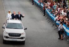 Desfile cívico militar del 140° aniversario de San Francisco encabezado por el gobernador Martín Llaryora