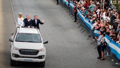 Desfile cívico militar del 140° aniversario de San Francisco encabezado por el gobernador Martín Llaryora