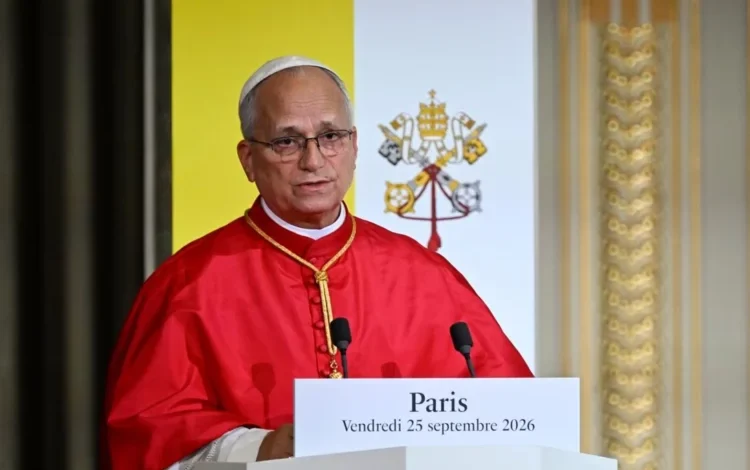 Papa León XIV en la catedral del Vaticano tras su operación torácica