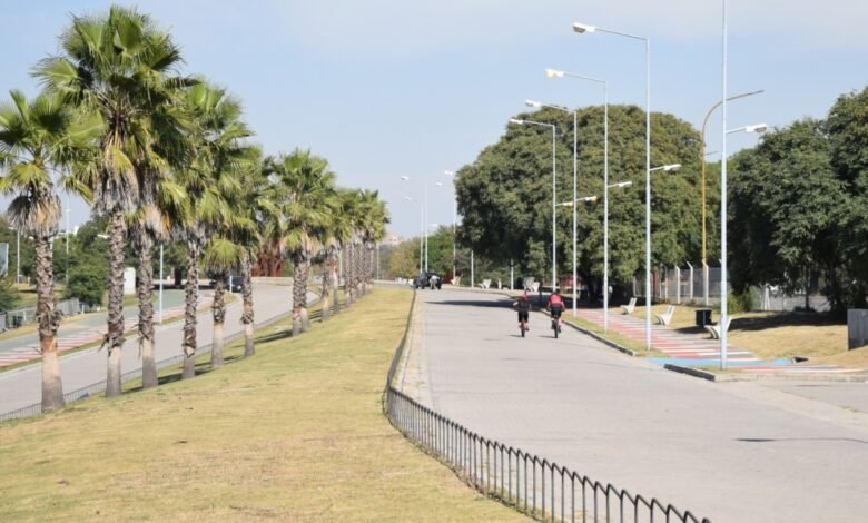 Parque del Kempes iluminado tras la reapertura