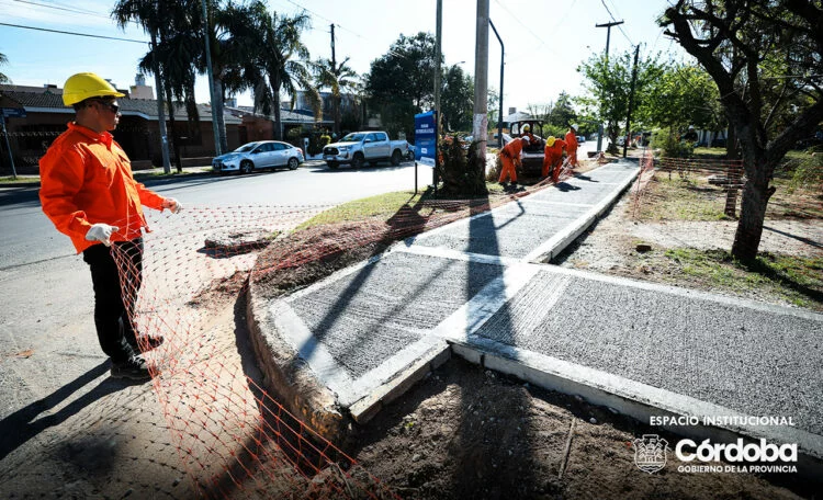 Plaza Mujeres Argentinas renovada en Ampliación Centro América, Córdoba