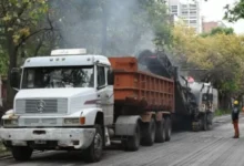 Obras de asfaltado en el bulevar Chacabuco, Córdoba
