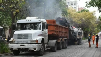 Obras de asfaltado en el bulevar Chacabuco, Córdoba